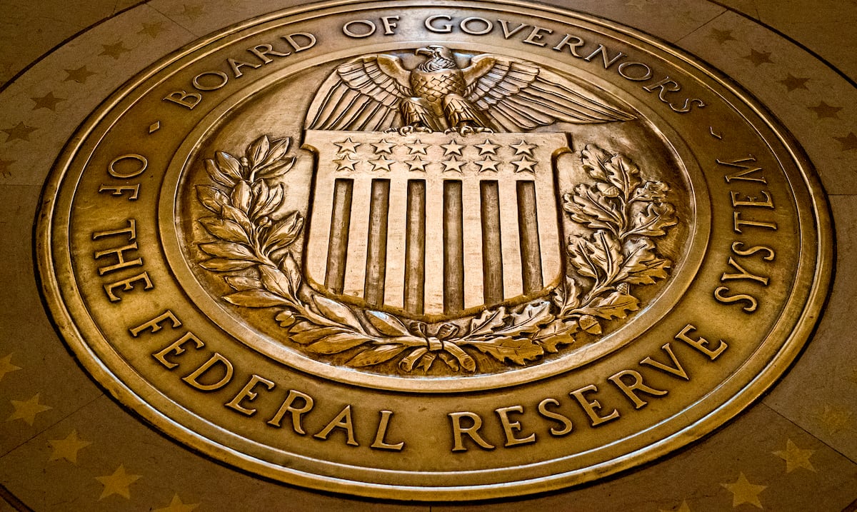 Crece el apoyo al presidente de la Fed tras investigación de la administración Trump