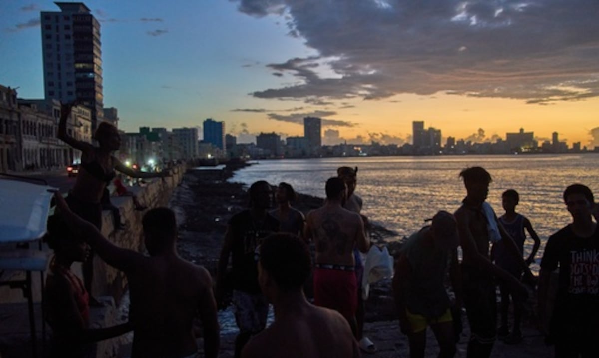 Se desploma comercio en Cuba mientras Donald Trump aumenta presión sobre el Partido Comunista