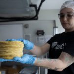 Doña Lola: la historia detrás de la tortilla de maíz que no se rompe