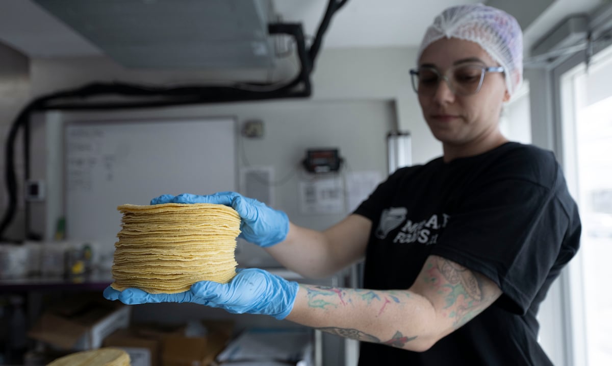 Doña Lola: la historia detrás de la tortilla de maíz que no se rompe