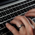 Evita el fraude: estos son los datos que nunca debes compartir, de acuerdo con el Banco Popular