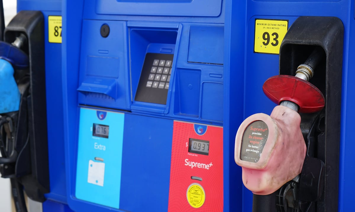 Esperan leve aumento en el precio de la gasolina