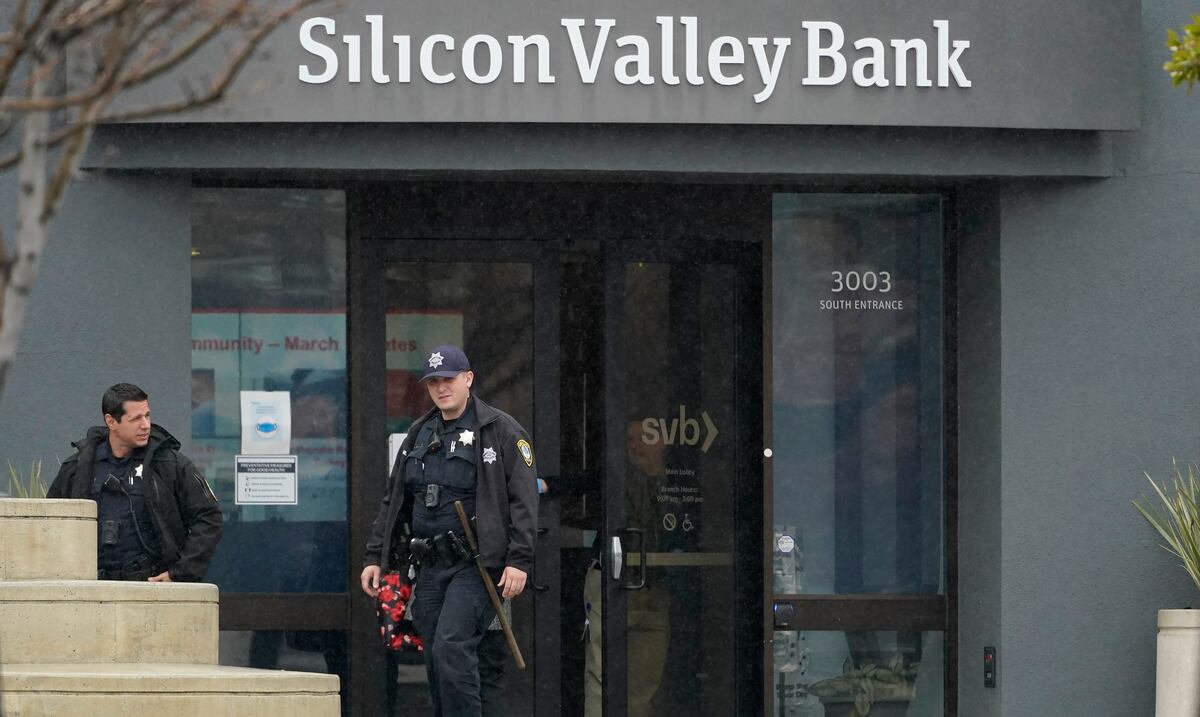 Colapsa el Silicon Valley Bank, la segunda caída bancaria más grande de la historia de Estados Unidos