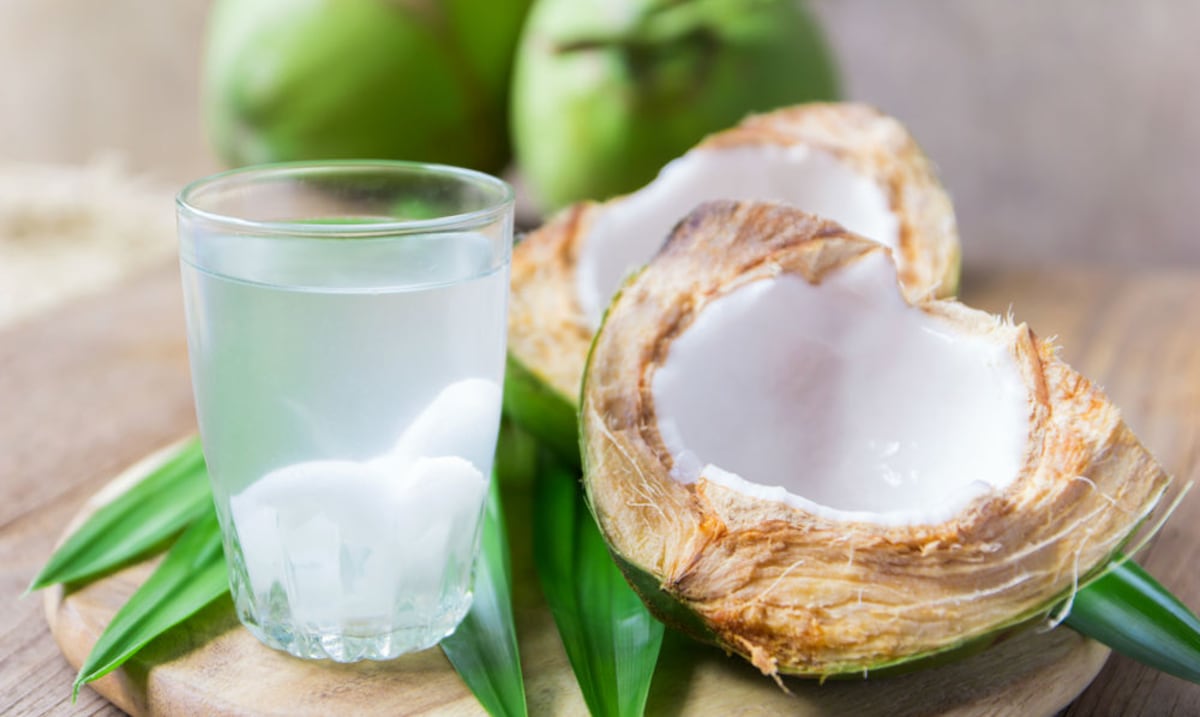 Adiós a la gastritis: la fruta que alivia la pesadez estomacal y limpia el aparato digestivo