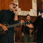 “Memorias” en el Coliseo de Puerto Rico: el regreso de Israel Houghton a la isla