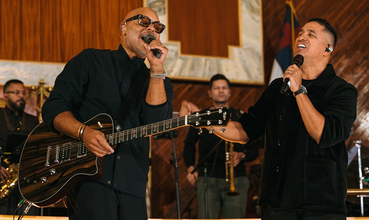 “Memorias” en el Coliseo de Puerto Rico: el regreso de Israel Houghton a la isla