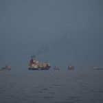 Unos 40 países trabajarán con organismo vinculado a la ONU para liberar 2,000 buques atrapados en Ormuz