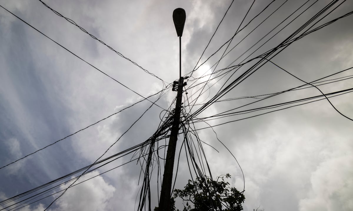 Swain extiende hasta octubre el proceso de mediación en la AEE