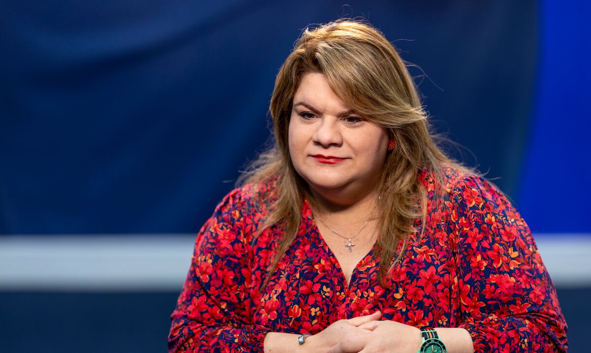 Jenniffer González cuestiona retraso en proyectos de infraestructura en el residencial Manuel A. Pérez