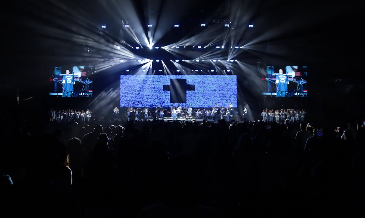 Viernes Santo en Puerto Rico:  Israel Houghton hace vibrar el Choliseo