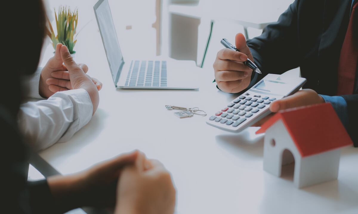 Entérate de cómo te afectan las alzas en intereses de la Reserva Federal