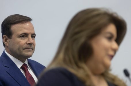 Comisionada electoral del PNP solicita investigación a la CEE tras denuncia contra funcionario de Elmer Román por supuesto endoso fraudulento