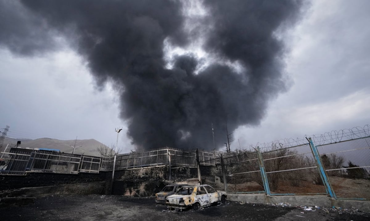 Wall Street se une a la caída de los mercados globales y el petróleo se acerca a $120 el barril