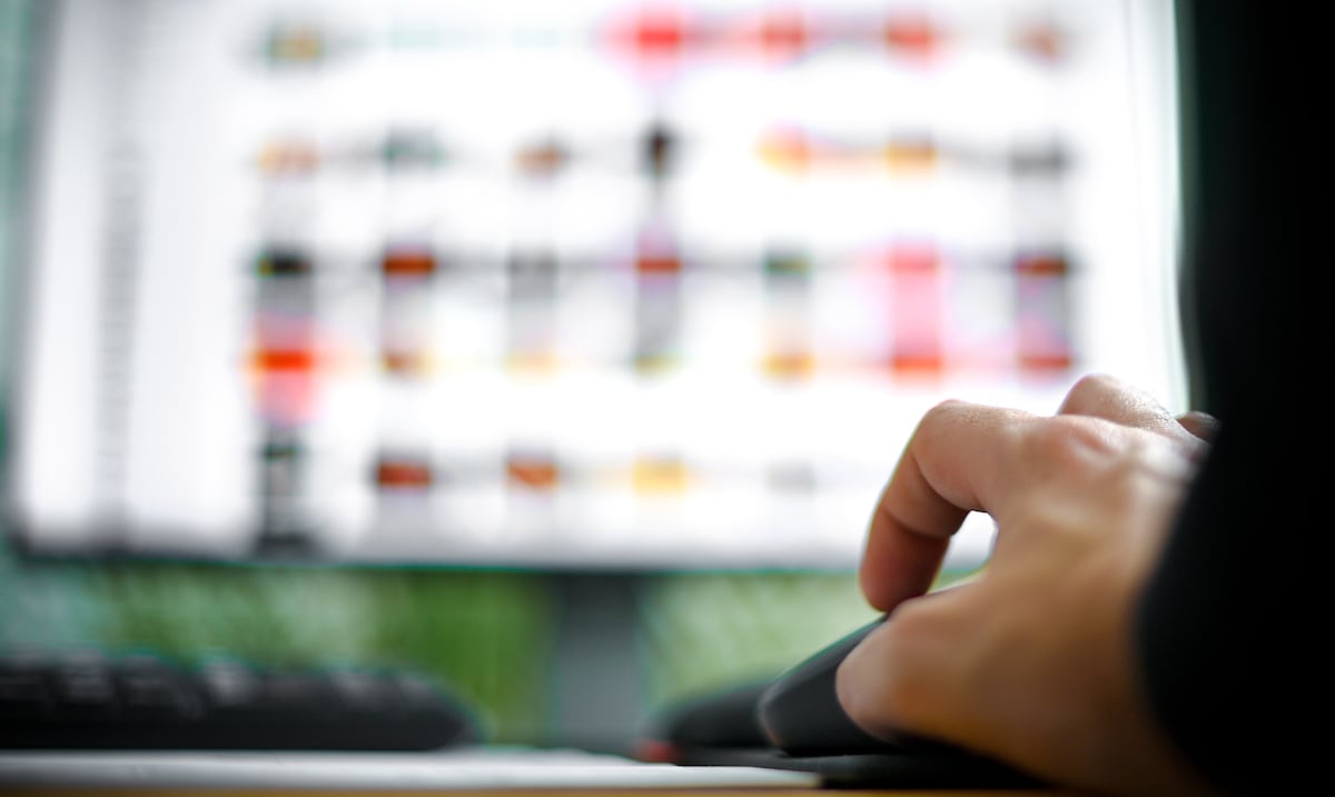 Un hombre en Alemania confiesa haber abusado de su hijastra en más de 900 ocasiones