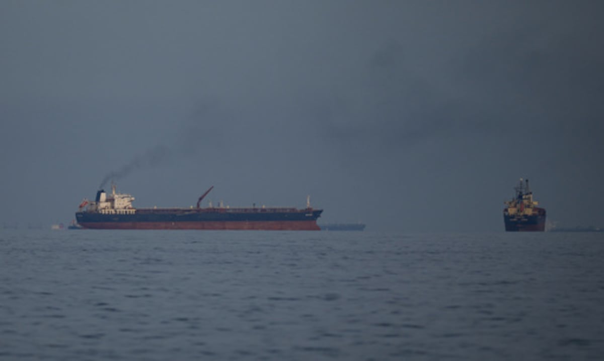 Crece la tensión: Irán interrumpe el tránsito de petroleros en el estrecho de Ormuz