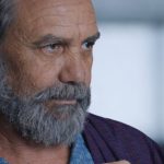 En la piel de “El Padre”: el extraordinario proyecto teatral que Dean Zayas soñó para René Monclova