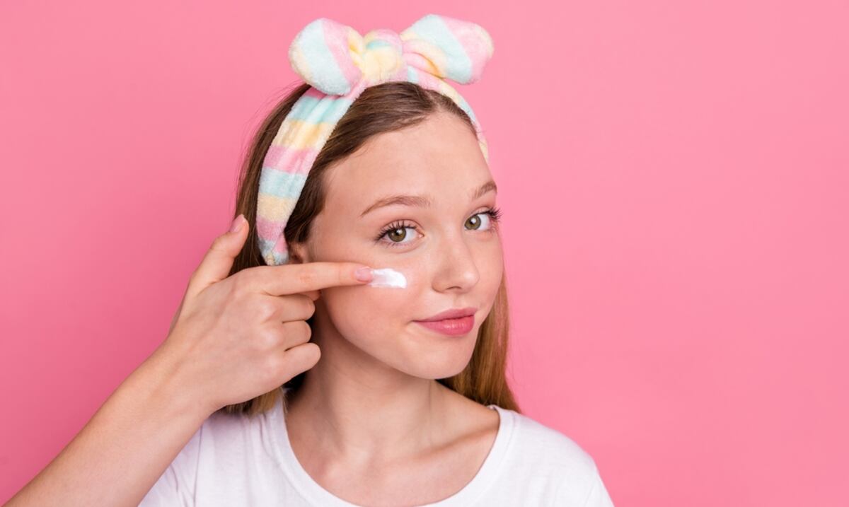 ¿Prevención o riesgo?: conoce qué está en juego con la nueva tendencia de “skincare” infantil