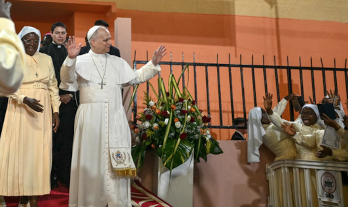 El papa León XIV arremete en Camerún contra los “tiranos” que devastan la Tierra con guerra y explotación