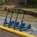 Fin a los “scooters” mal posicionados en aceras