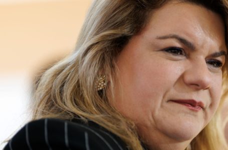 Jenniffer González: “No voy a estar pendiente a chismes. Ya te contesté”
