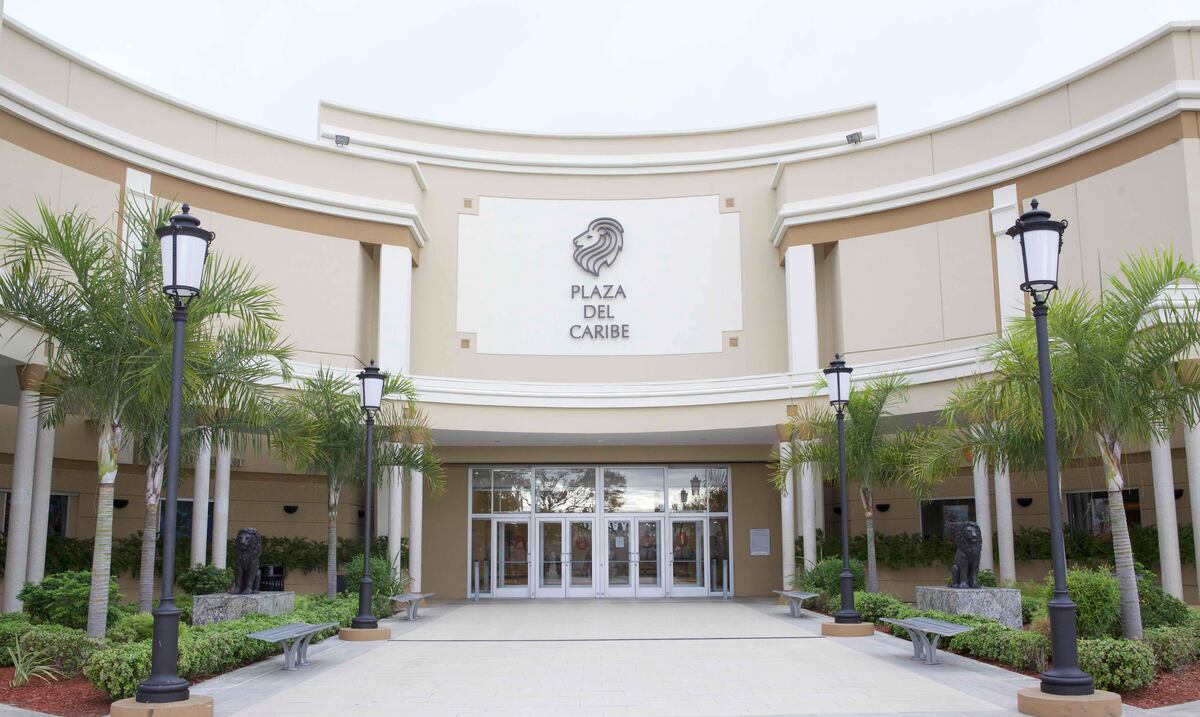 Llegan nuevas tiendas a Plaza del Caribe en Ponce