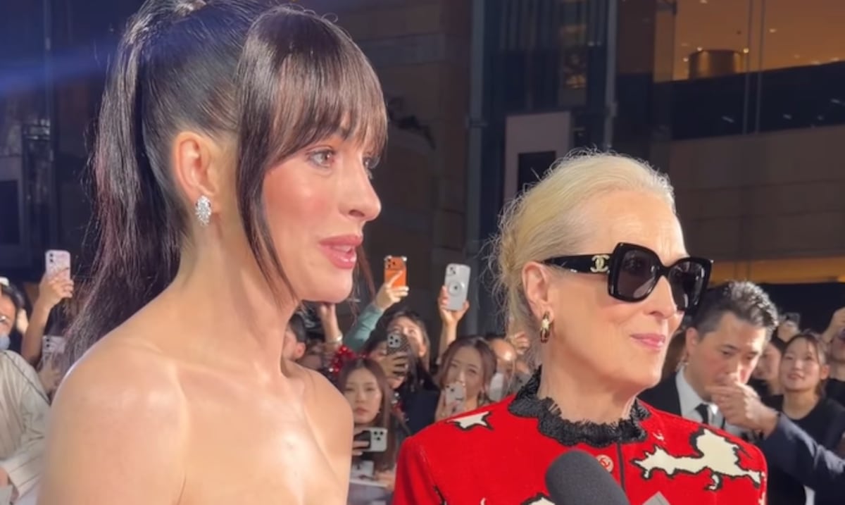 Anne Hathaway sorprende hablando en japonés durante la premier de “The Devil Wears Prada 2″ en Tokio