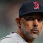Alex Cora fue despedido por los Red Sox de Boston y éste envió un mensaje: “Todo bien, bien relax”