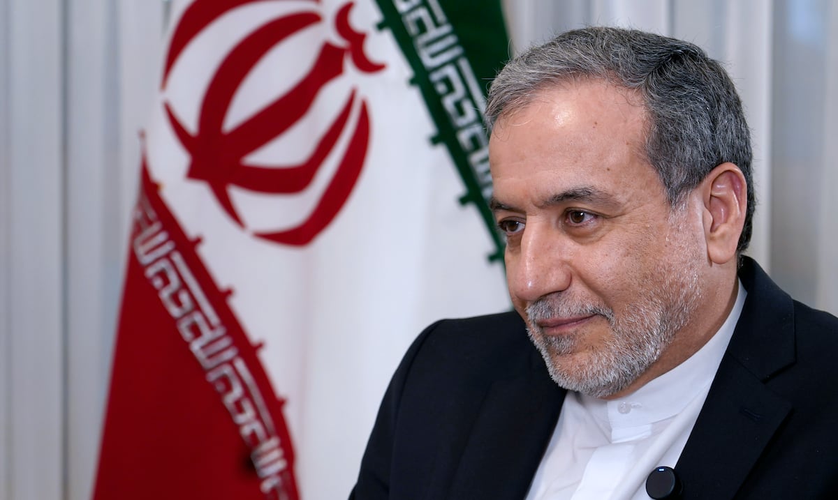 Tensión diplomática: jefe iraní se va de Pakistán sin hablar con enviados de Donald Trump