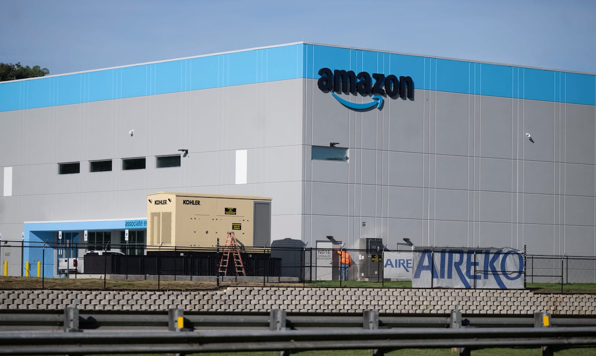 Amazon espera por su permiso de uso para abrir operaciones en Dorado