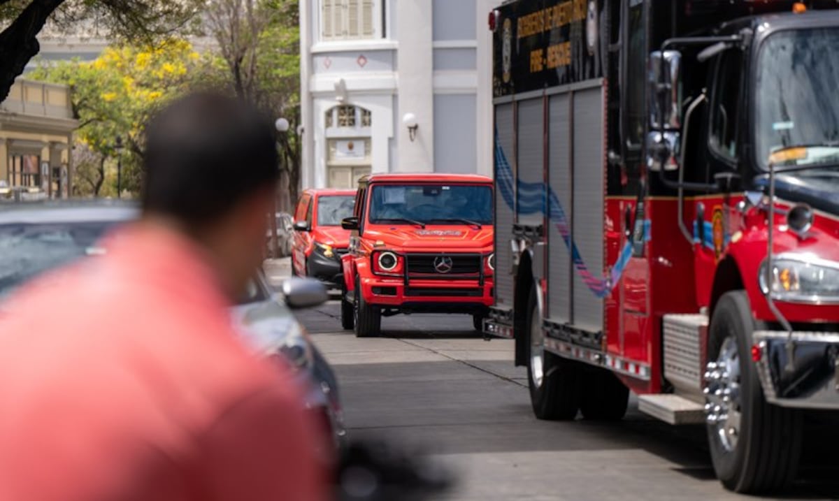 Mercedes-Benz restaurará camión de servicio del Parque de Bombas de Ponce