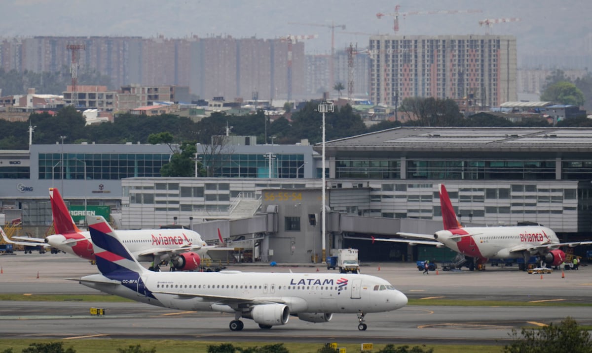 En menos de 48 horas: otro dron paraliza operaciones en aeropuerto de Bogotá