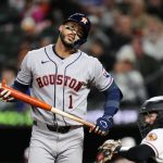 Carlos Correa vuelve a lesionarse: se lastima el tobillo en una práctica de bateo con los Astros