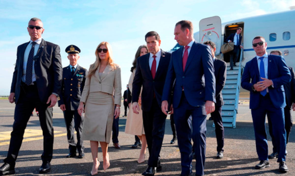 Marco Rubio llega al Vaticano para una audiencia con el papa León XIV