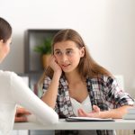 ¿Olvidas nombres fácilmente? La psicología explica por qué ocurre