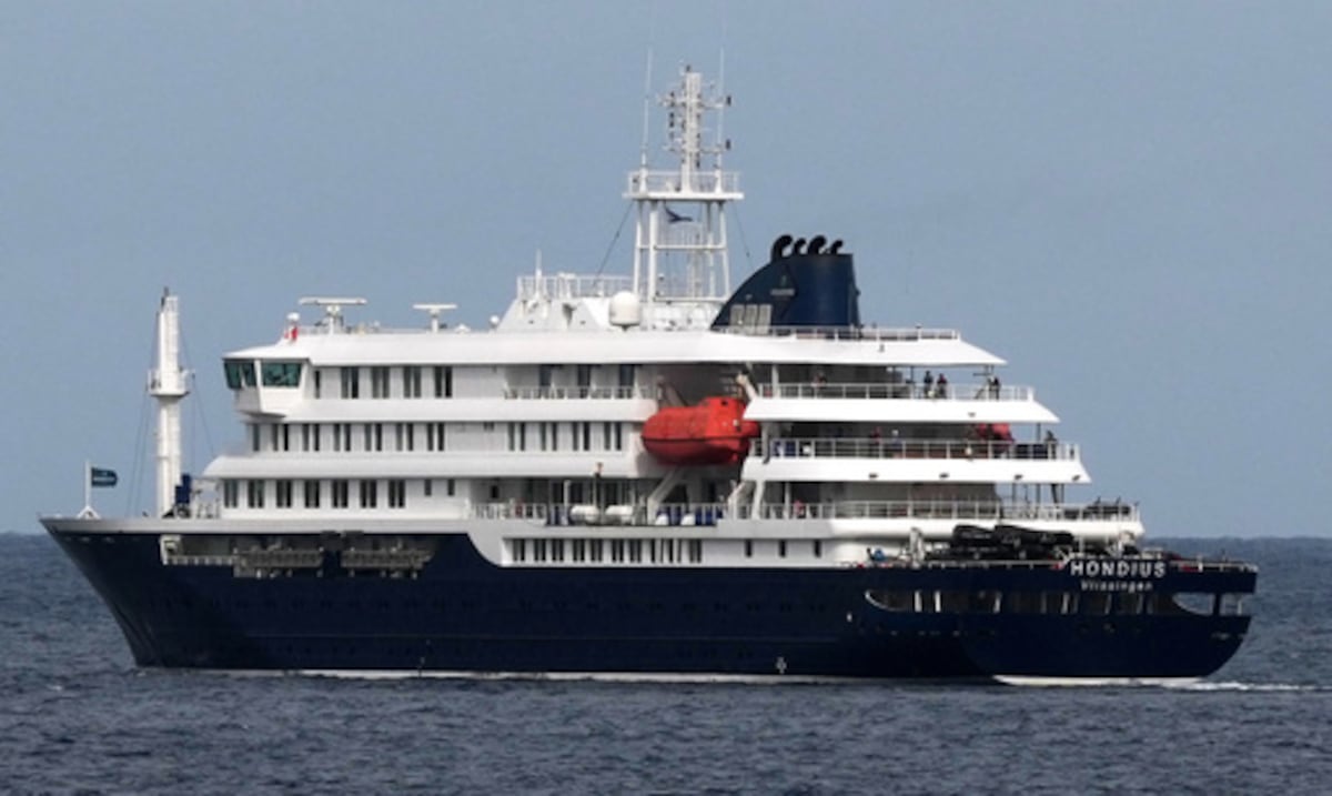 Aislan en Chile a dos personas que viajaron en el crucero afectado por brote de hantavirus