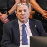 Sin veredicto unánime: juez declara nulo el nuevo juicio por violación contra Harvey Weinstein