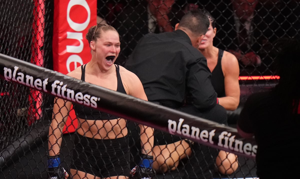 En 17 segundos: Ronda Rousey rinde a Gina Carano con su famoso armbar
