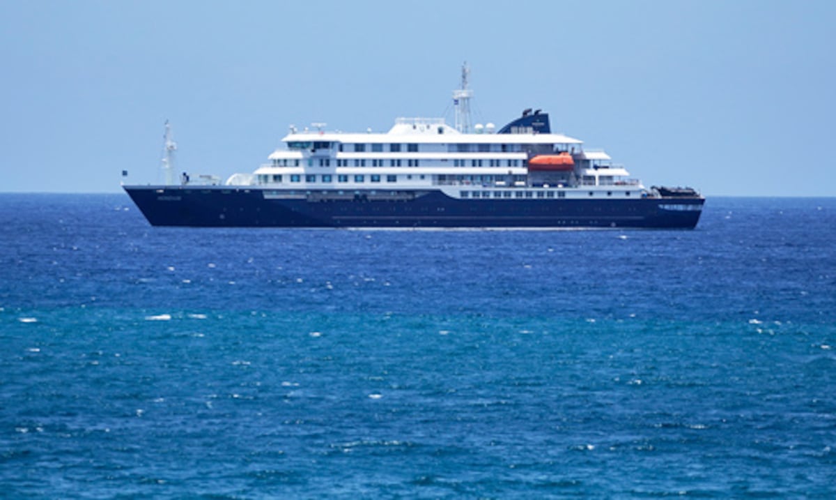 Pasajero de crucero con brote de hantavirus viajó a Canadá y dio positivo