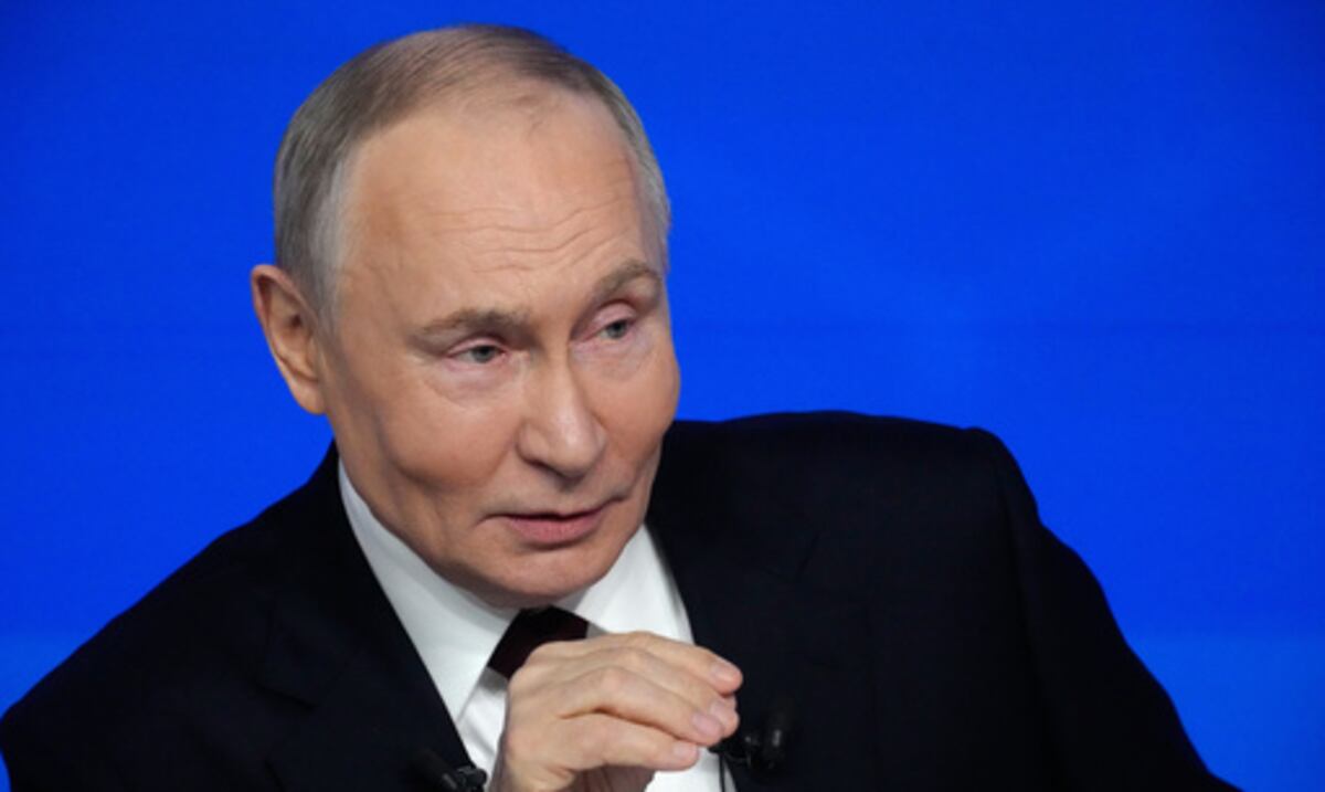 Putin aboga por lograr “cuanto antes” un arreglo pacífico en Ucrania