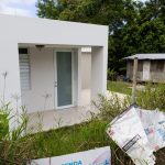 Contralora revela falta de controles en el programa R3 del Departamento de la Vivienda