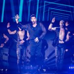 Momento de tensión: Ricky Martin se ve obligado a interrumpir concierto en Montenegro
