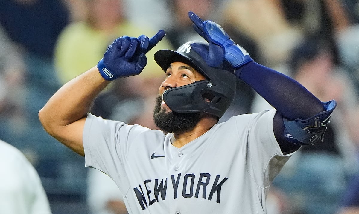 Los Yankees jonronean seis veces y apalean 15-1 a los Royals