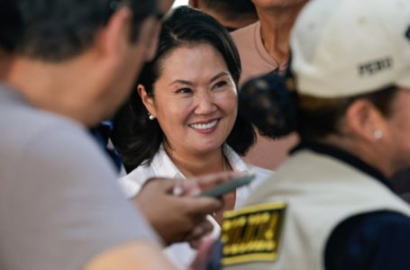 Cambia tendencia en Perú: Fujimori y Sánchez lideran votación presidencial con 90% de votos contados