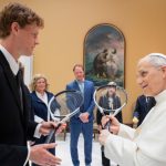 Más allá del Vaticano: León XIV encuentra en el tenis una práctica de equilibrio y disciplina