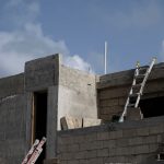 Azote de $1,000 millones al bolsillo de los boricuas por los aranceles de Trump