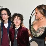 Hija de JLo y Marc Anthony estrena nuevo nombre en su ceremonia de graduación