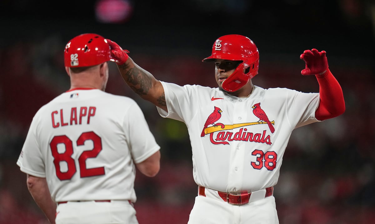 Nelson Velázquez batea .462 en cinco juegos desde su regreso a las Grandes Ligas