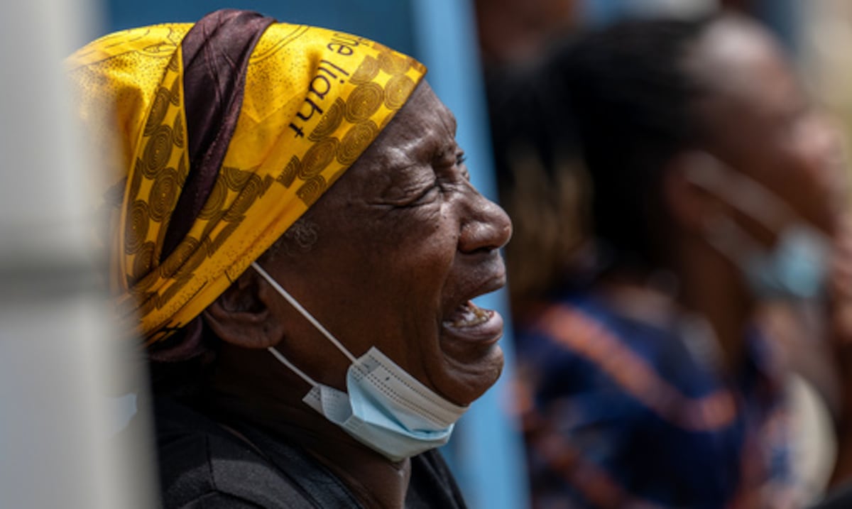 Crisis en el Congo: residentes queman centro de ébola mientras crecen el miedo y la ira por el devastador brote