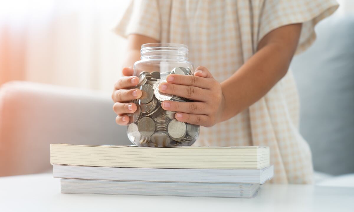 Médicos revelan por qué hacen menos cirugías para extraer monedas en niños