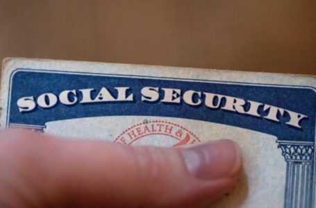 Nuevo estimado: el Seguro Social alcanzará la insolvencia a finales de 2032